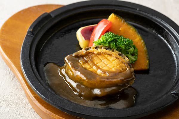 Abalone Steak with Liver Oyster Sauce