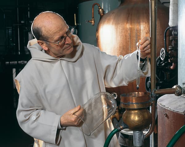 大沙特勒修道院的修士们