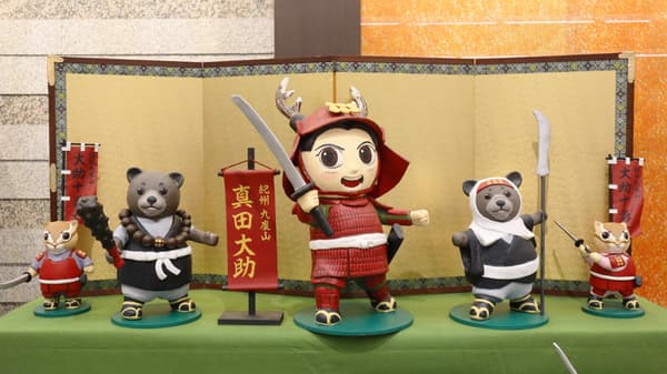 展出的大助夢十勇士武士人偶