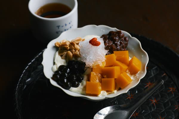 季節限定芒果豆花冰
