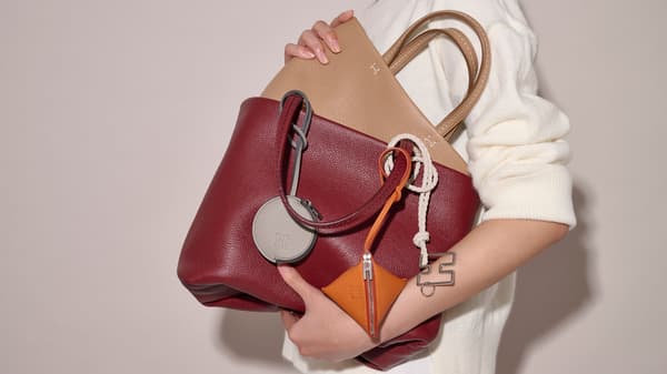 适合任何场合的多功能托特包