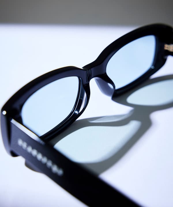 Custom FLY DOVIE view 4