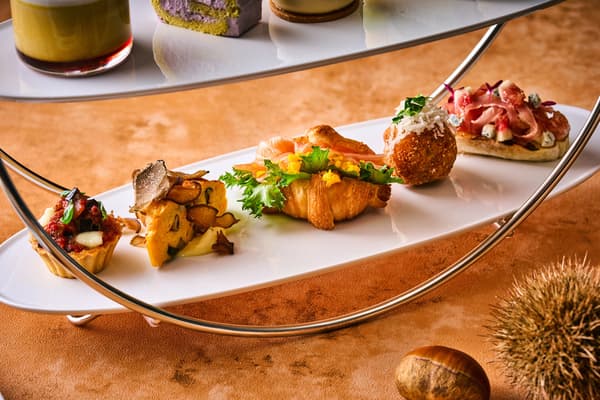 Selección de platos salados del té de la tarde de otoño en Fiorentina, Grand Hyatt Tokyo