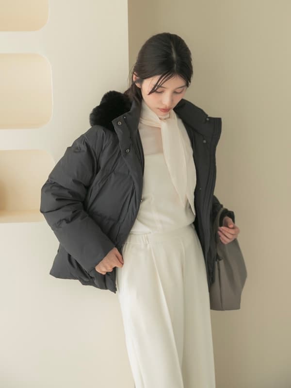 URBAN RESEARCH ROSSO 豐盈毛領羽絨大衣