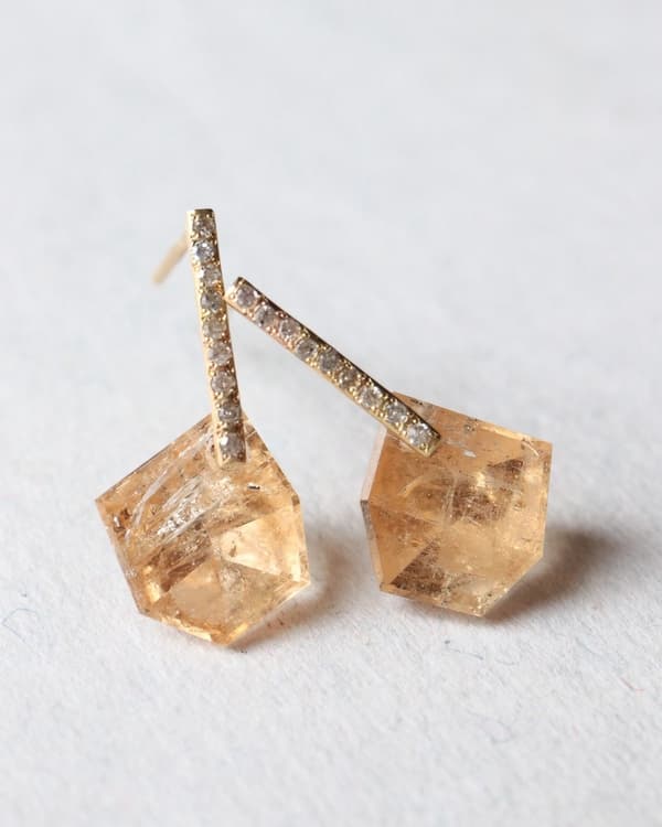 Hibiki Stone Hexagon