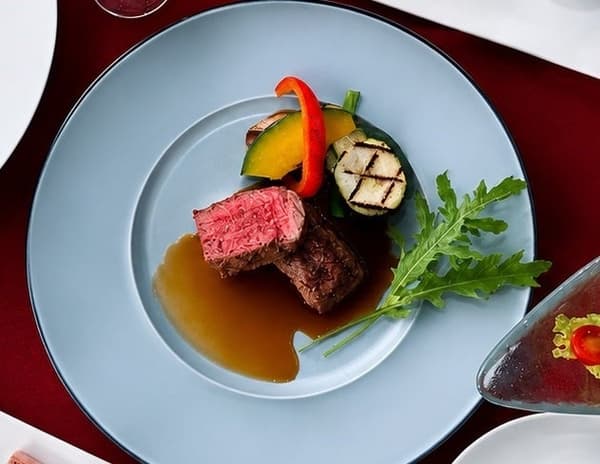 Cafe & Dining HARUHORO의 기념 코스 라인업