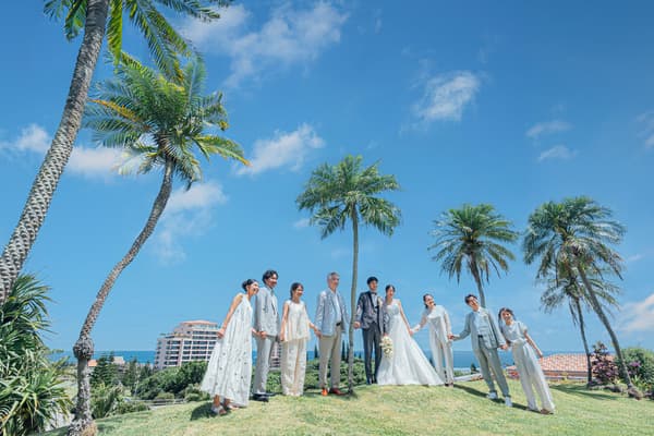 After-Ceremony: pertemuan di puncak bukit yang menghadap ke laut