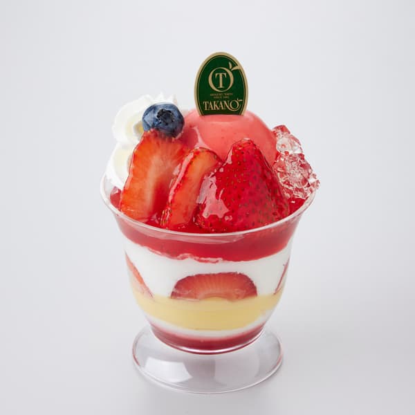 Fruit Couture Takano Parfait Berry ¥810 each
