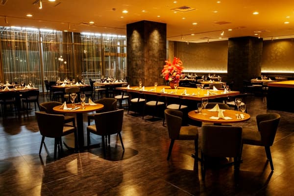 DINING TSUZUMI, 1ª planta