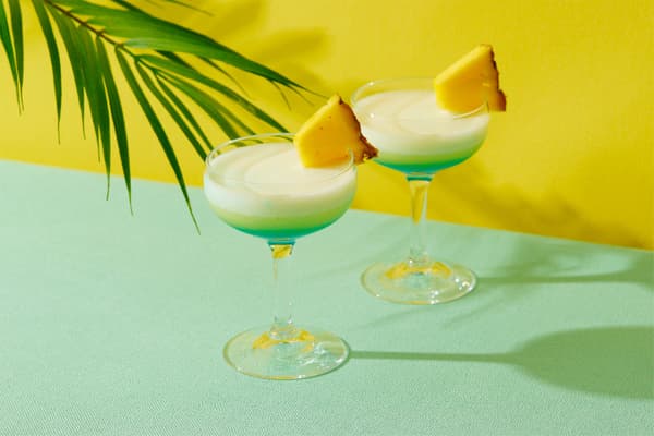 菠萝鸡尾酒 – 下午5:00后到店礼遇