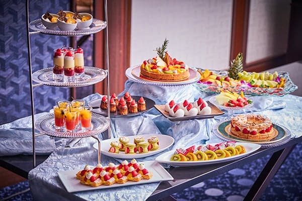 自助餐用餐氛围