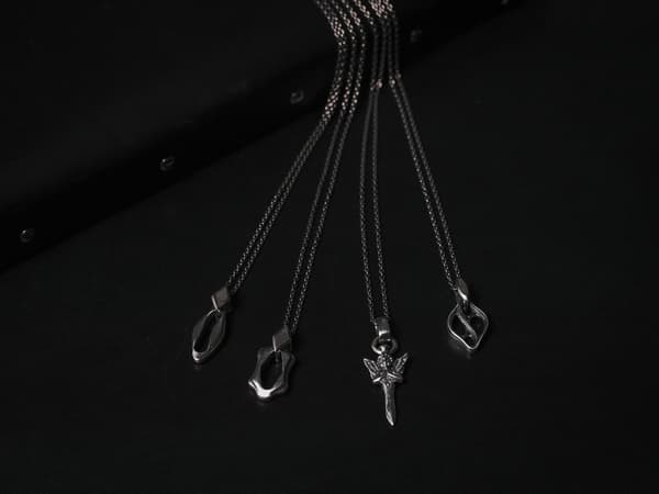 GOTHIC Yohji Yamamoto 목걸이 및 펜던트