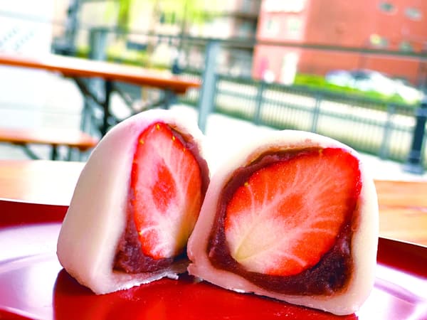 Ichiya Strawberry Daifuku