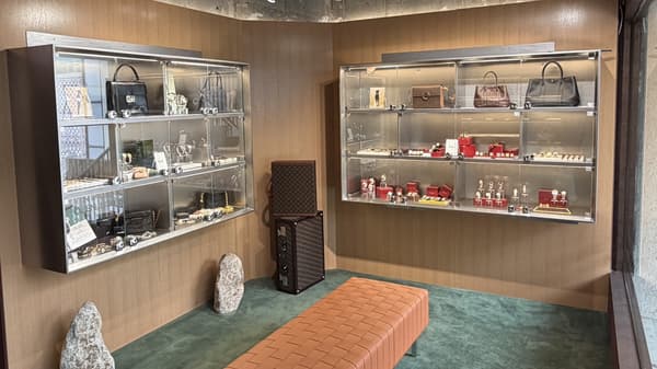 VALEUR 二子玉川店賣場