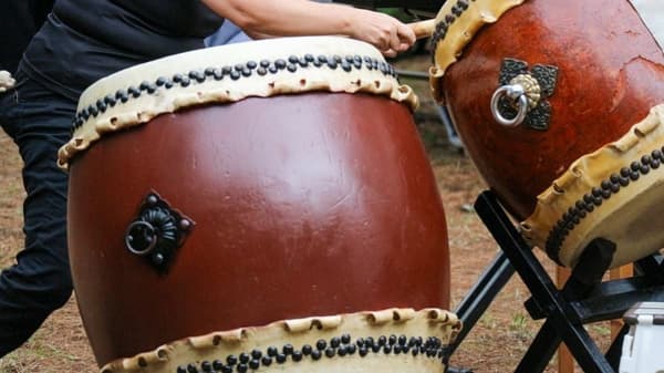 Pertunjukan drum Taiko