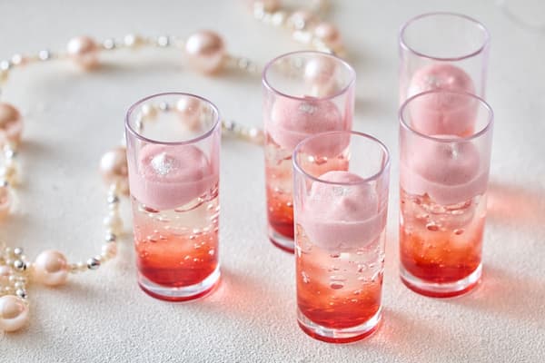 Strawberry jelly (image)