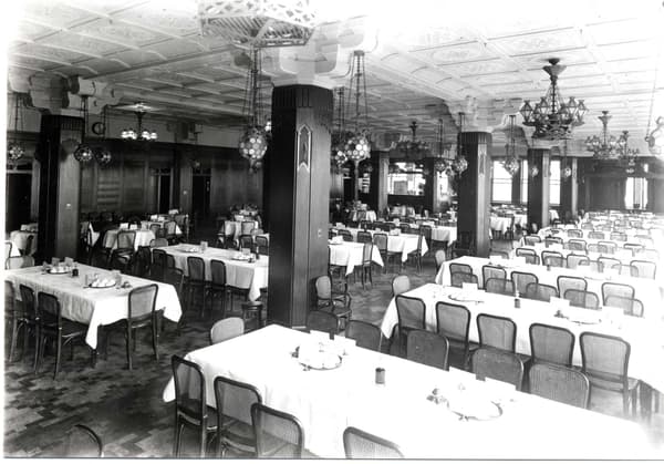 日式餐厅历史照片