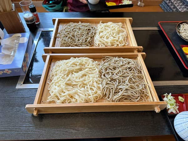 Local gourmet stops along the way