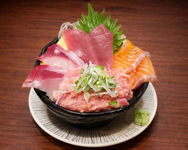 Popular 4-Variety Bowl