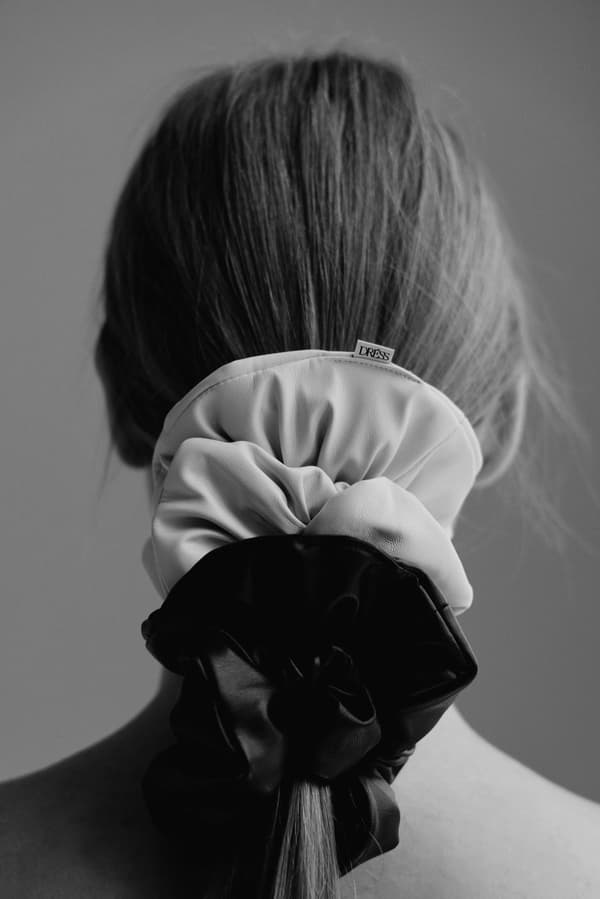 THE PARFUM SCRUNCHIE, HAIR WEAR BRAND DRESS
