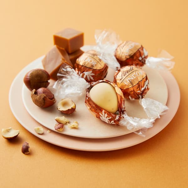 Lindor Golden Caramel & Hazelnut