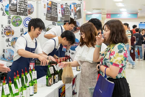 Sake tasting at the National Japanese Sake Fair