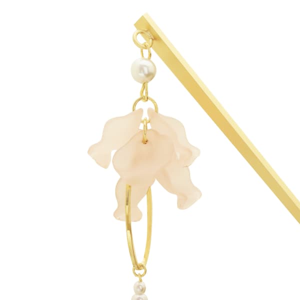 Hana-goromo Ippon Kanzashi in peach