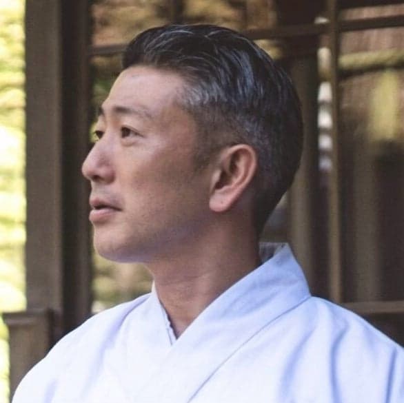 Uzuhiko Kudamatsu, Shinto Priest of Tomimatsu Shrine