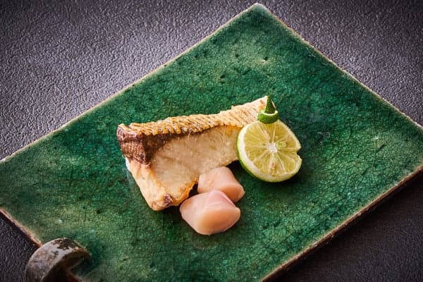 Seasonal Toyama yellowtail (buri)