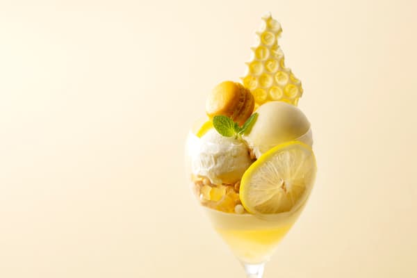 柠檬与蜂蜜芭菲