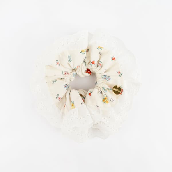 Cotton Lace Scrunchie Ivory