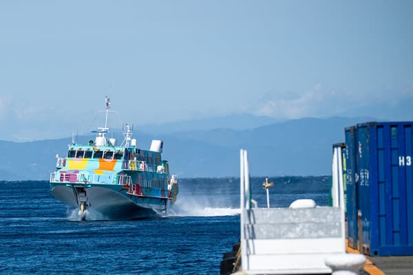 A Tokai Kisen jet foil