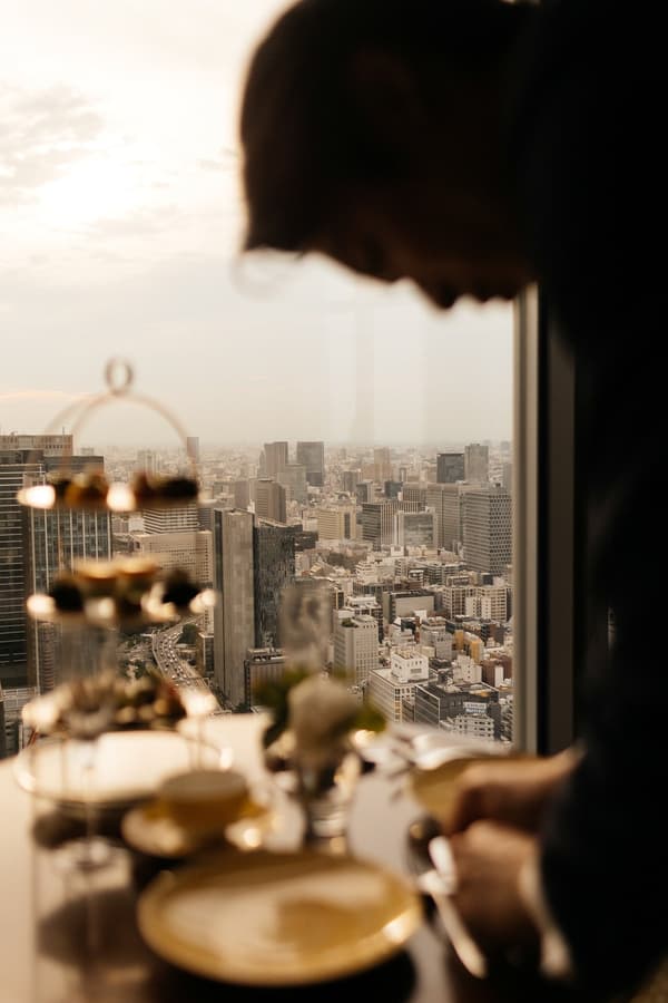 Oriental Lounge 窗邊座位