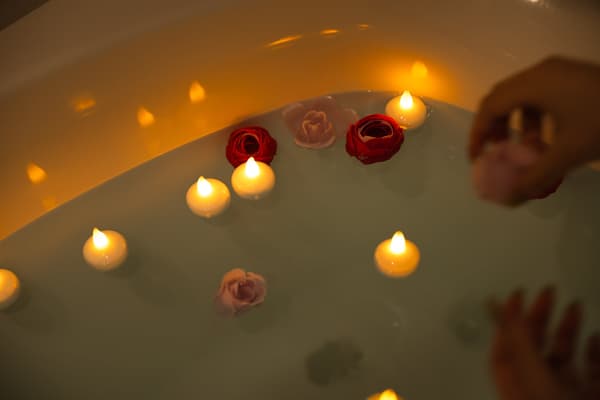 Soap flower included in the Panda Anniversary Stay Plan