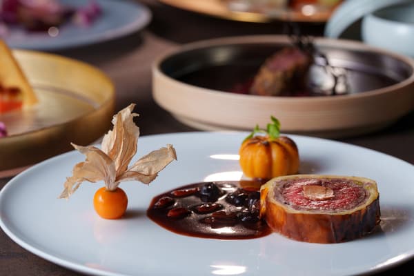 Meat course image