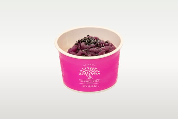 Beni-imo Milk cup ice cream topped with beni-imo paste
