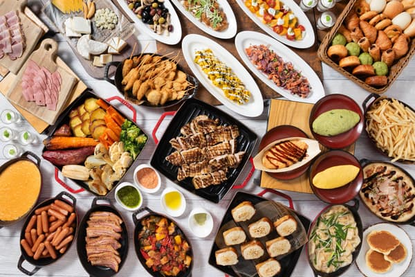 Breakfast buffet with extensive menu selection