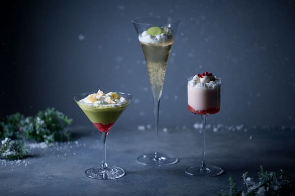 Forêt de Pistache, Champagne Noël, and Fraisier Royal