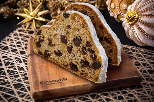 Especialidad de Solamachi: Stollen rebanado de Santa