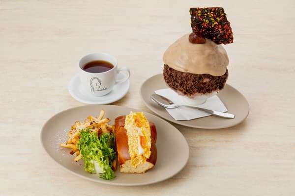 사라베스 스페셜 메뉴와 코오리야 피스 빙수 세트
