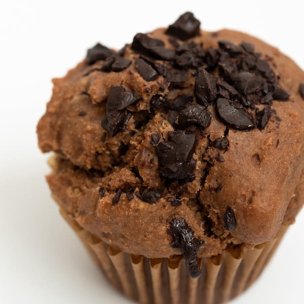 纯素&无麸质双重巧克力松饼 / EARTH&ME