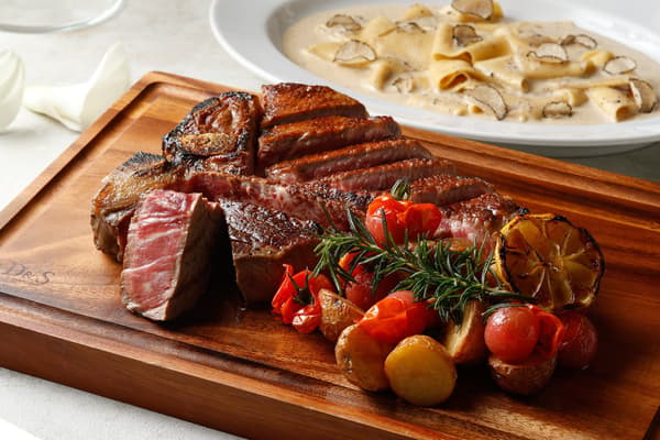 USDA PRIME BEEF T-bone steak