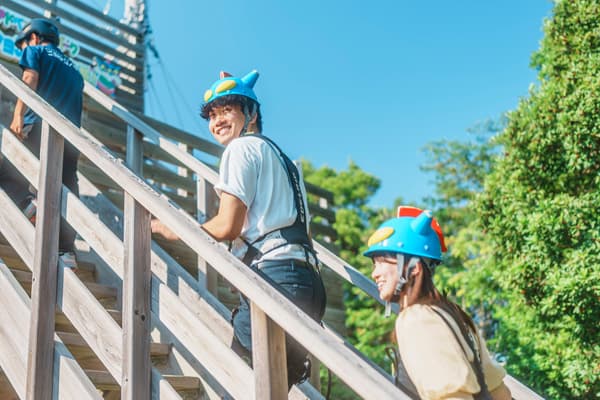 Zip line saat ini yang beroperasi di atas air