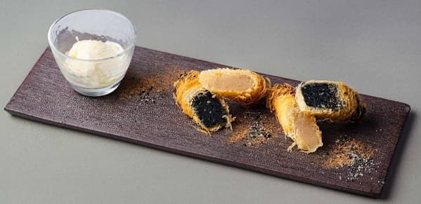 炸羊羹配玄米芝麻茶