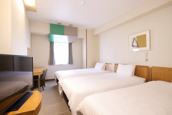 Triple Room