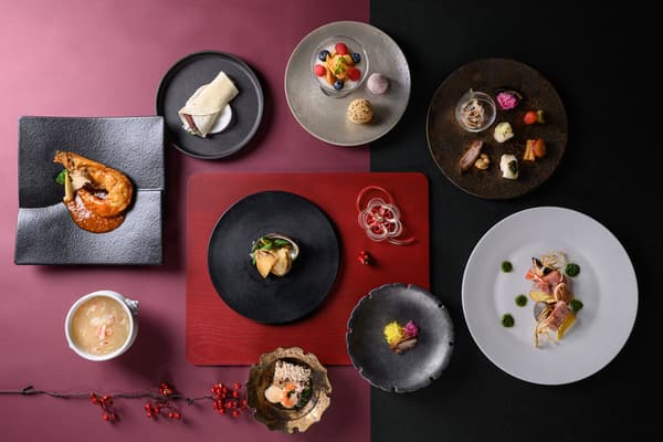 Platos chinos de Año Nuevo en HALOW