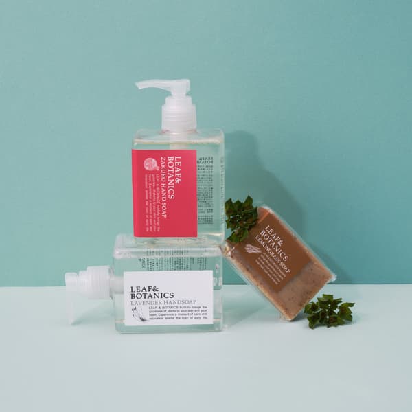 洗手液 (石榴) ¥902, 洗手液 (薰衣草) ¥814, 妈妈皂 (柠檬草) ¥506