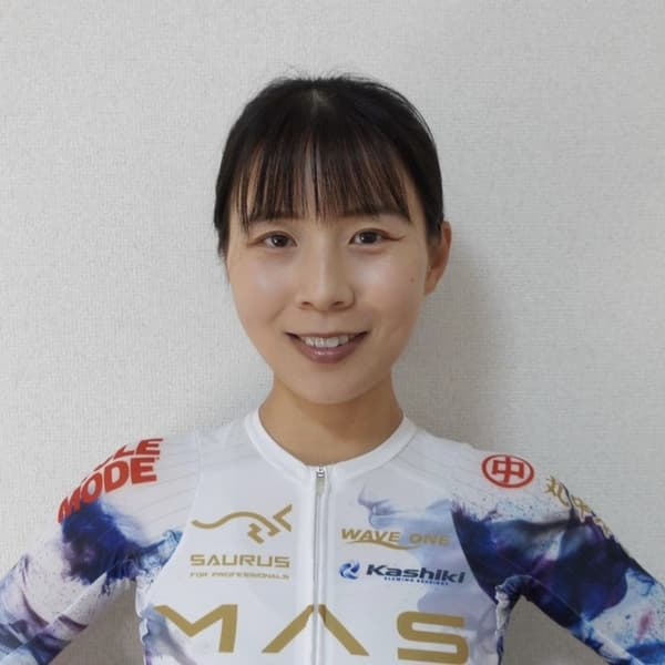 Cycling Influencer: Shino