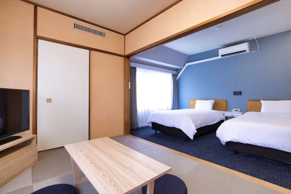 Japanese-Western Room
