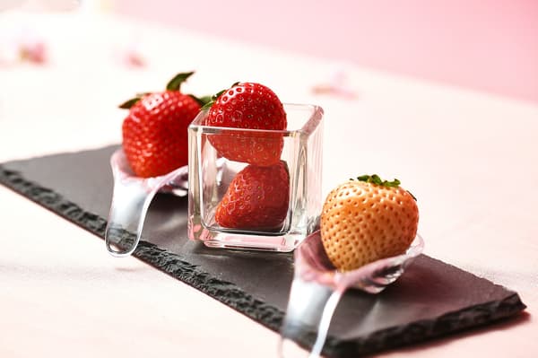 Three Varieties of Ibaraki Prefecture Strawberries